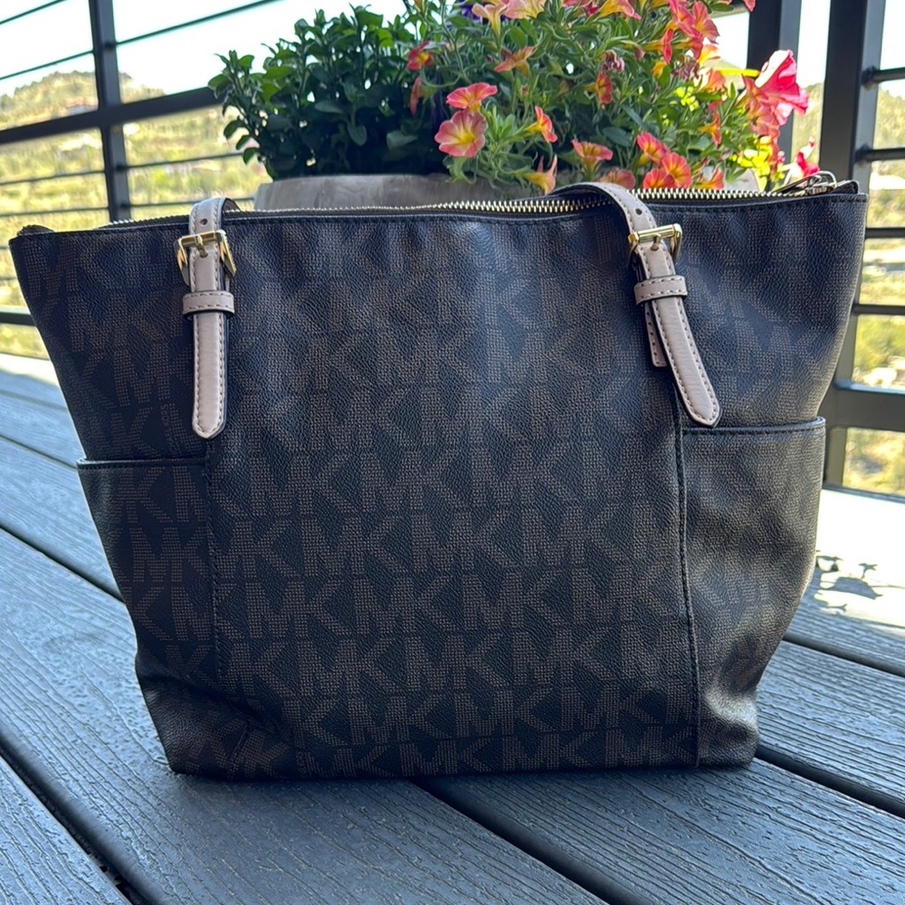 Michael Kors Black and Tan Signature Tote - Picture 3 of 9